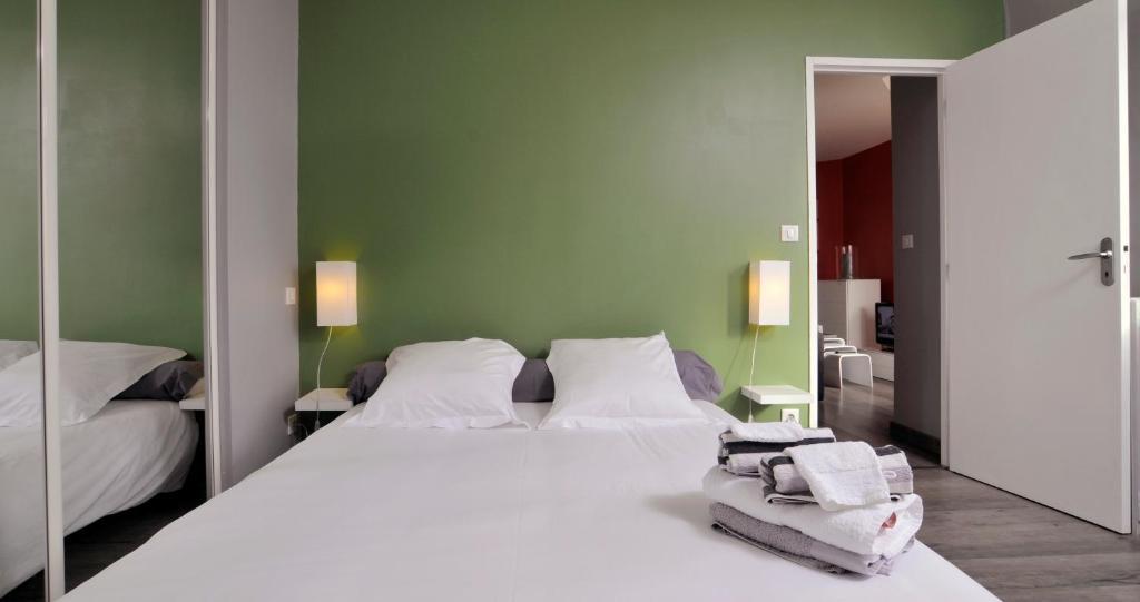 Appartement Le Saint Vincent - Les Balcons De La Cite Каркасон Стая снимка